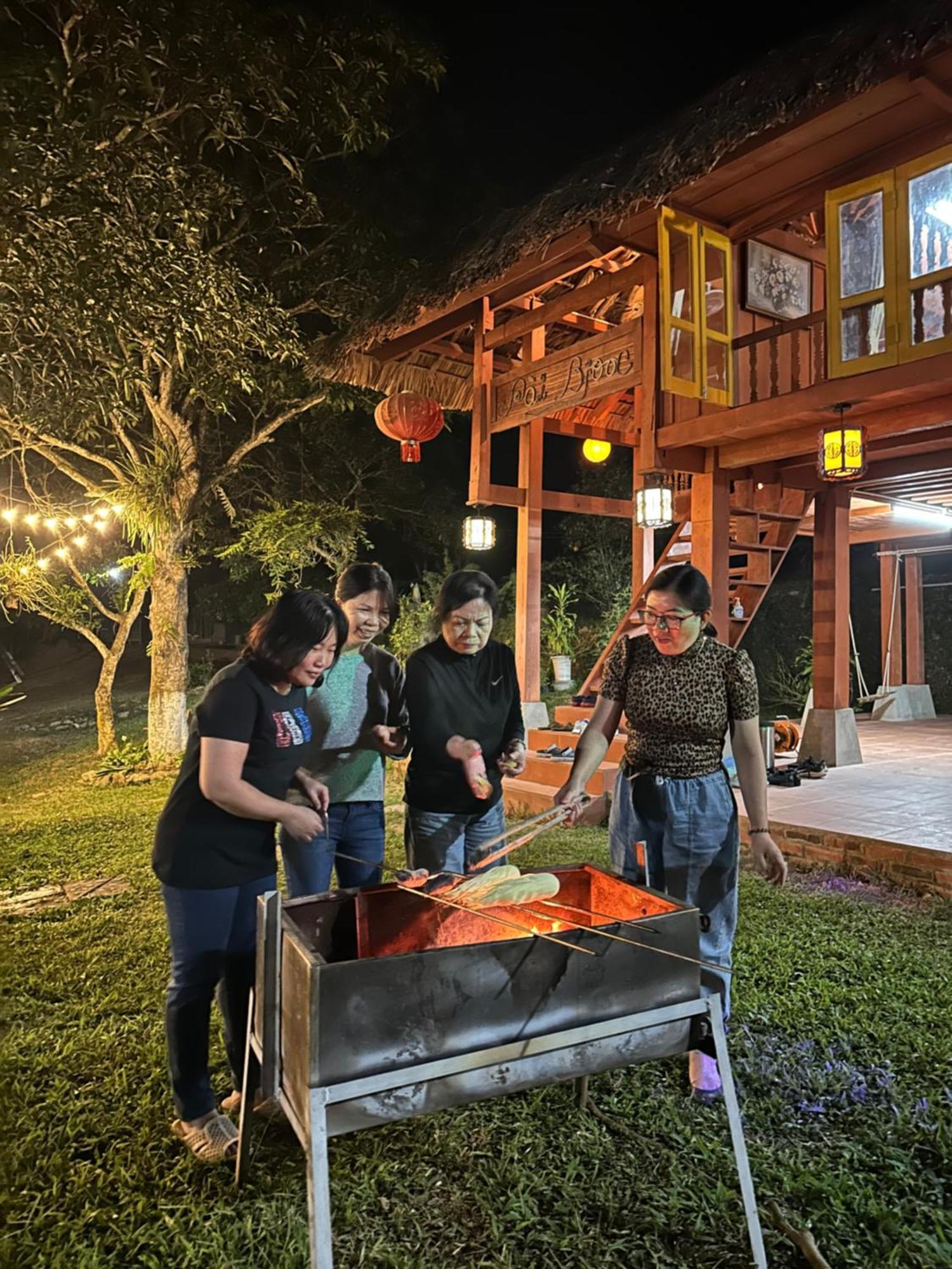 Pai Bjooc Homestay Tuyen Quang ภายนอก รูปภาพ