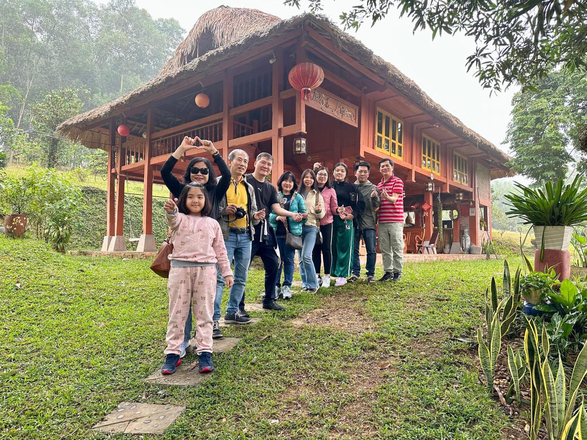 Pai Bjooc Homestay Tuyen Quang ภายนอก รูปภาพ