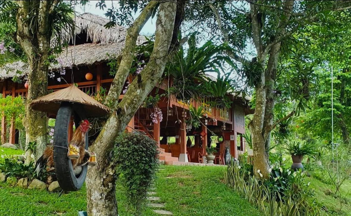 Pai Bjooc Homestay Tuyen Quang ภายนอก รูปภาพ